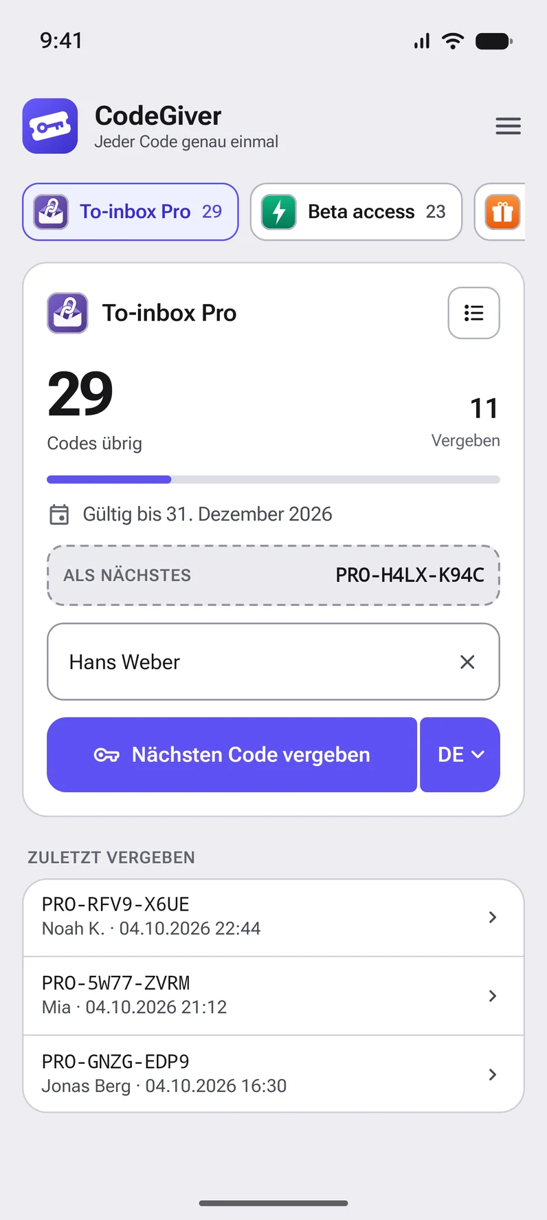 Der Startbildschirm von CodeGiver: eine Liste mit 29 verbleibenden Codes und der Button zum Vergeben des nächsten Codes
